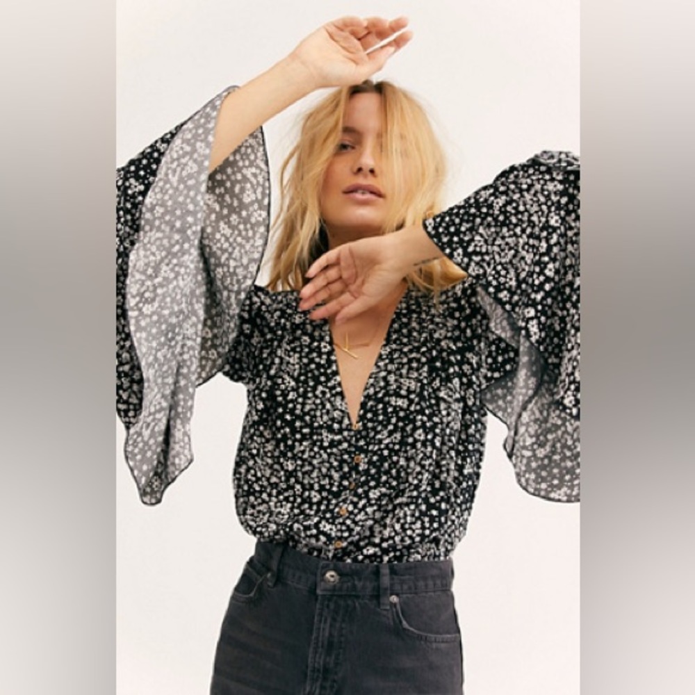 Free People Ditsy Floral Bodysuit in Black/ White combo Size Small
